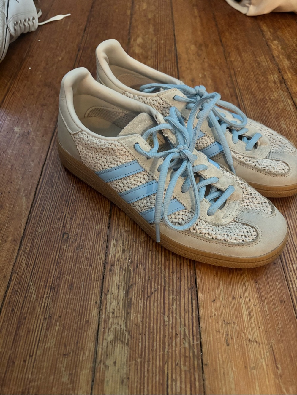 adidas Women's Cream Sneakers with Light Blue Stripes